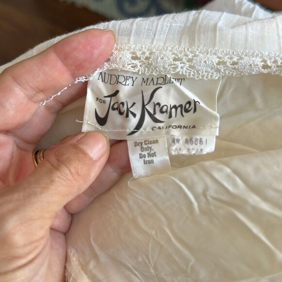 Vintage 70s Jack Kramer White V Neck Crinkle Cloth Flutter Sleeve Maxi Dress - Picture 8 of 8